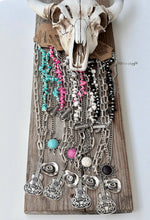 Load image into Gallery viewer, 3 layered Western Style Turquoise Stone Pendant Necklace Set