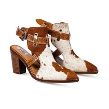 Load image into Gallery viewer, Cora Jo Boot In Light Caramel Hide
