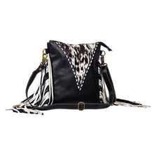 Load image into Gallery viewer, #22 Lizzy's Boutique Chilton Draw Concealed-Carry Bag - $64.99
