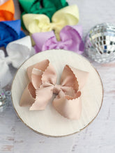 Load image into Gallery viewer, 4.5" Classic Scalloped Hair Bow | Clip or Headband