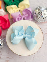 Load image into Gallery viewer, 4.5" Classic Scalloped Hair Bow | Clip or Headband