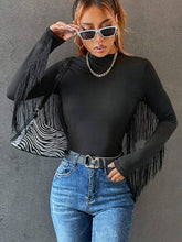 Load image into Gallery viewer, Fringe trim solid fitted tee
