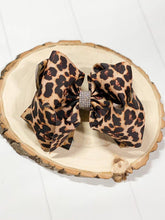 Load image into Gallery viewer, Animal Print Rhinestone Center Bow (Alligator Clip)  6"