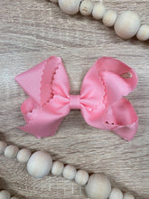 Load image into Gallery viewer, 4.5" Classic Scalloped Hair Bow | Clip or Headband